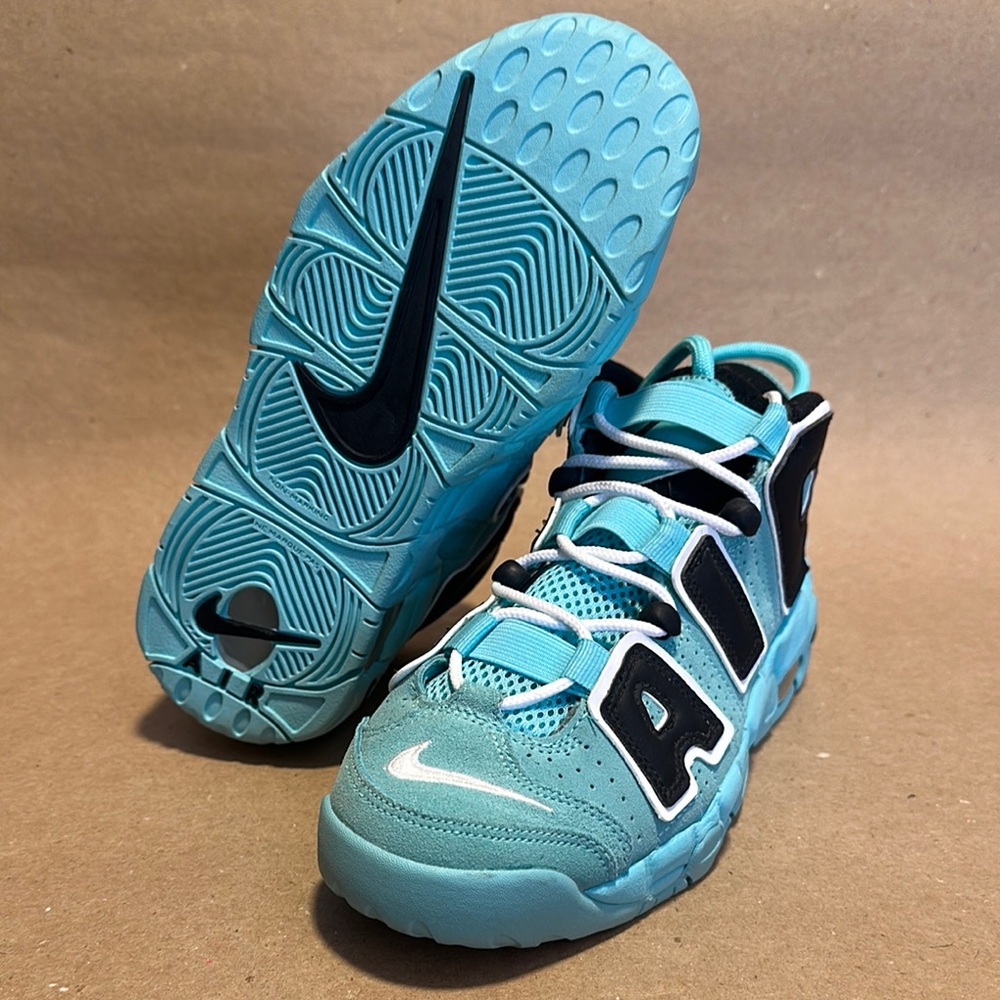 Nike Air More Uptempo Light Aqua Pippen Grade School 5Youth/ Womens 6.5 - Picture 7 of 8